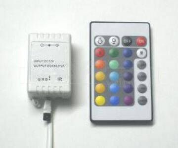 Enzo LED RGB Controller wit met IR bediening 4379920