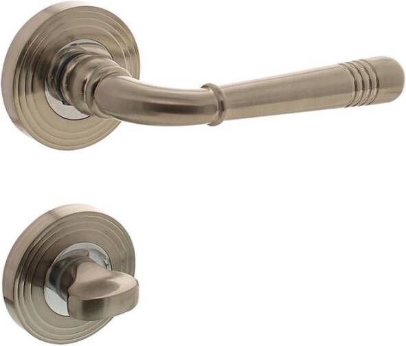 Intersteel Deurkruk 1725 Emily op rond rozet 7mm nokken met WC8mm chroom nikkel mat