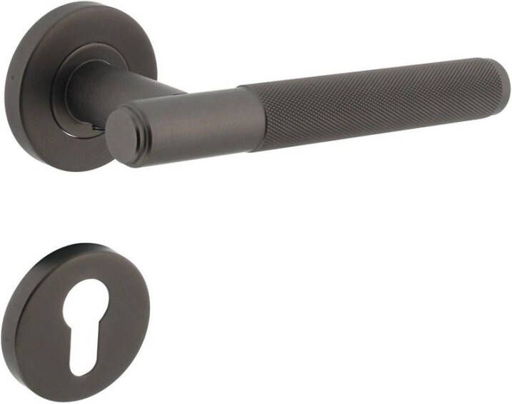 Intersteel Deurkruk Rombo ruit motief op geveerde stalen rozet met nokken ø53x8mm en profielcilinderplaatjes rv