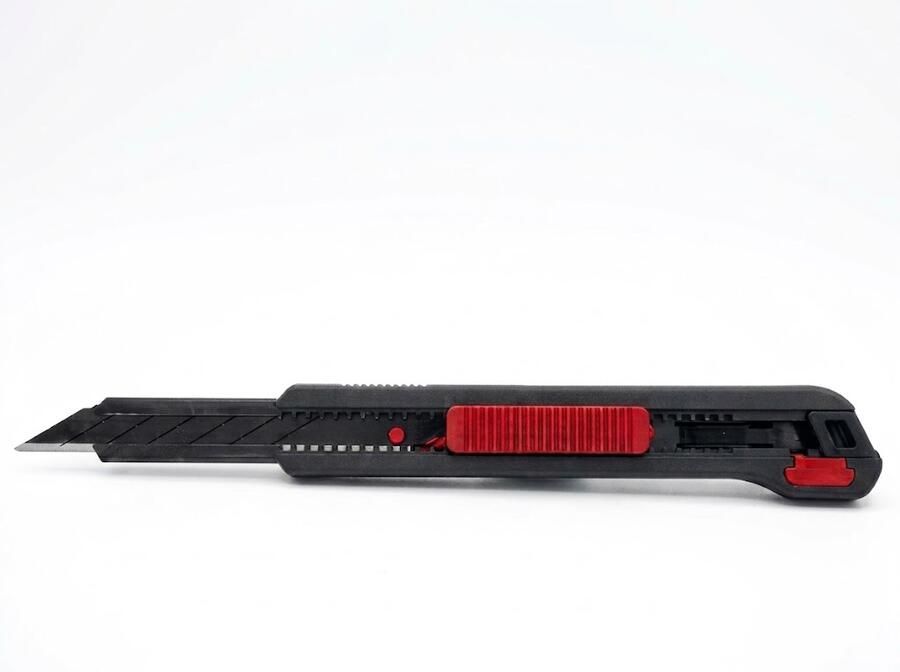 4K5 Tools Stevig cuttermes CR 9S | Roestvrije afbreekmesjes met carboncoating 600.314A