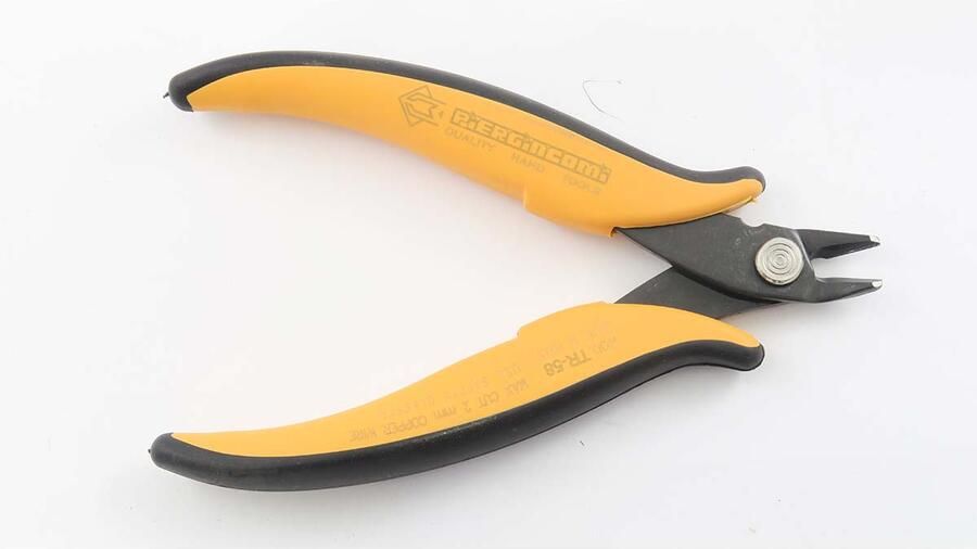Piergiacomi Zijkniptang | 137 mm | afgekant | 1 stuks PG-TR58